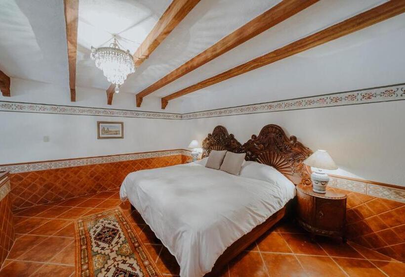 هتل Hacienda La Cieneguita