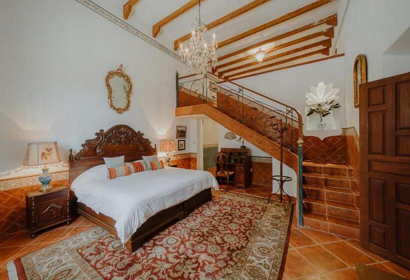 هتل Hacienda La Cieneguita