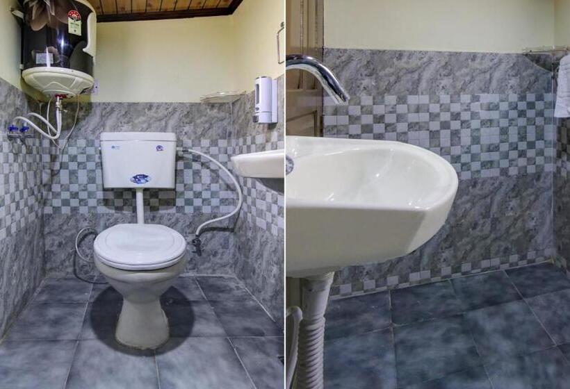 ホテル Oyo Flagship 80716 Hill Top