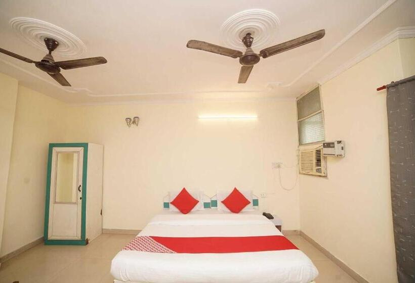 Hotel Oyo Flagship 80754  Silver Point