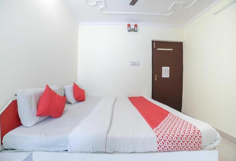 Hotel Oyo Flagship 80754  Silver Point