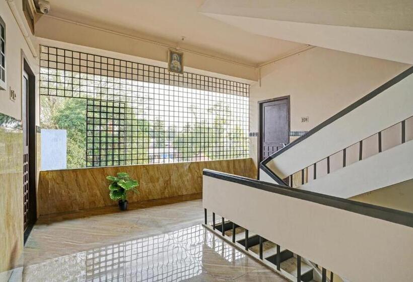 Hotell Spot On Thomsun Inn