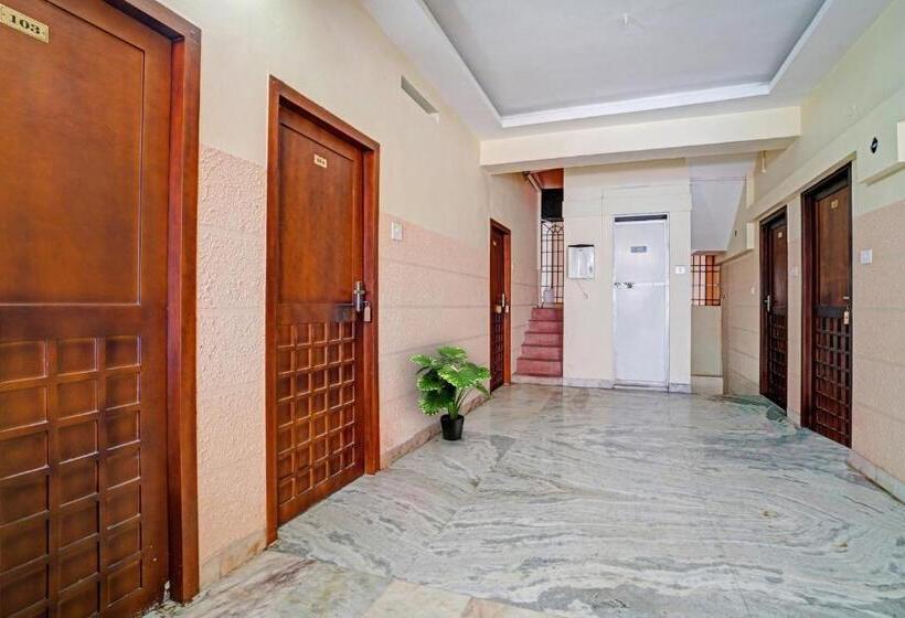 Hotell Spot On Thomsun Inn