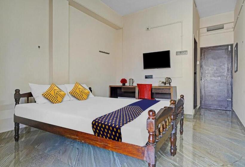 Hotell Spot On Thomsun Inn