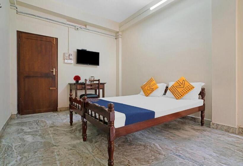 Hotell Spot On Thomsun Inn