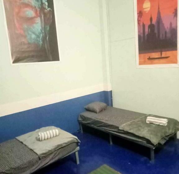 Hotel #xi Kt Poshtel