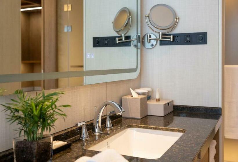 Jingling Grand Hotel Gaochun