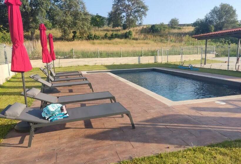 بنسيون Armada Sacra A Teixeira