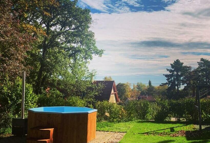 بنسيون Fecskefészek Vendégház