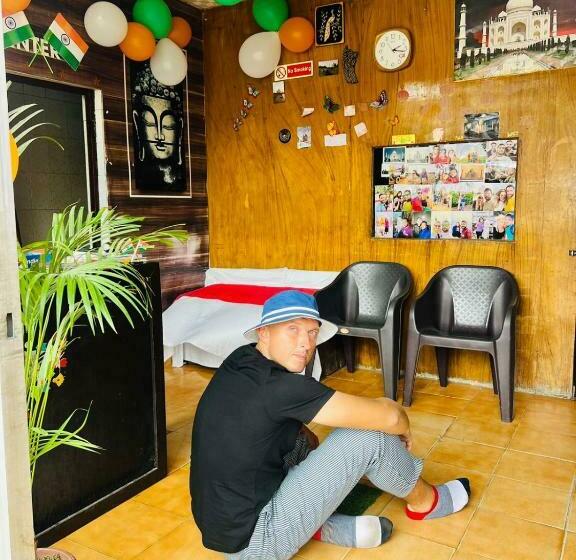 Пансион India Inn