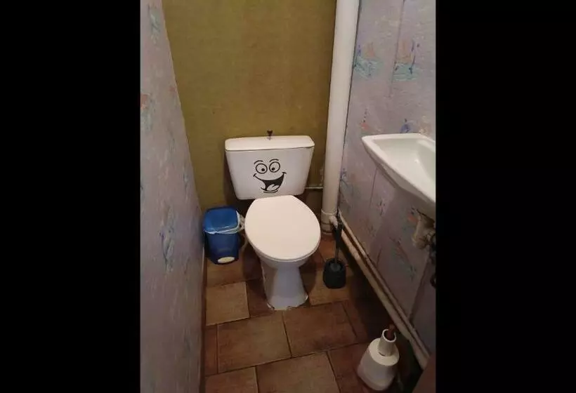 ペンション Room In Apartment   Homestay Guest Room Fruges, Hauts De France