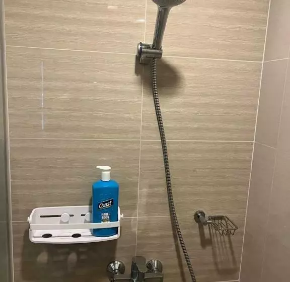 Uptown Parksuites Ii