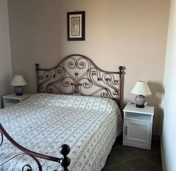 ベッドアンドブレックファースト A Casa Di Matilde