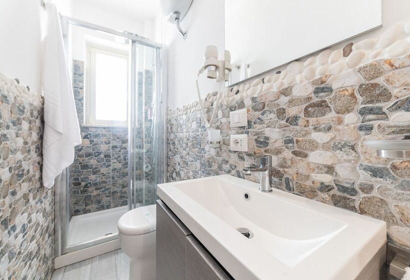 住宿加早餐  Naxos Marina Bay