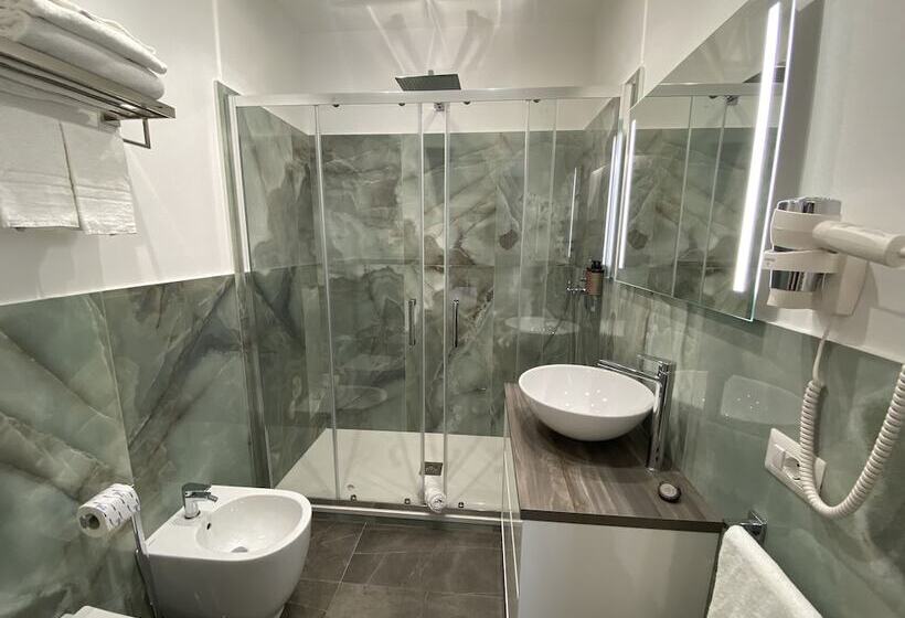 住宿加早餐  Naxos Marina Bay