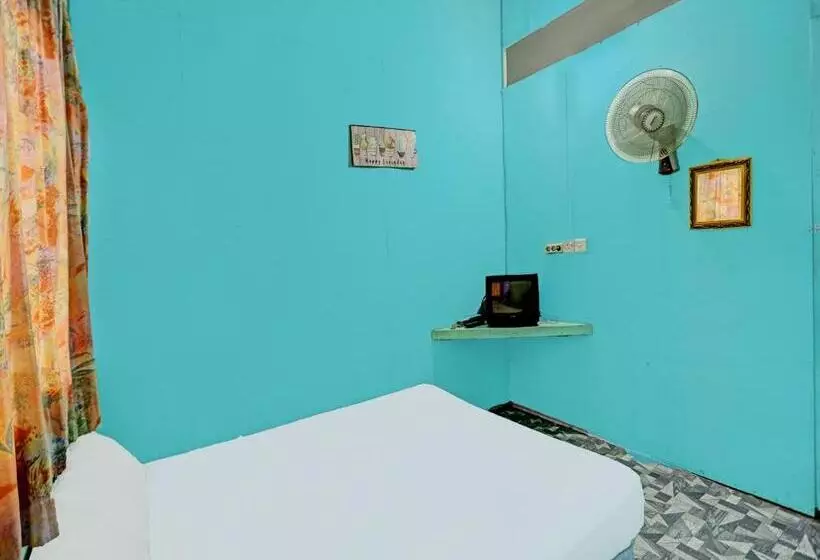 ホテル Spot On 92167 Jodoh Stay Syariah
