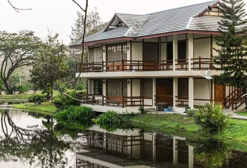 ホテル Suanphung Bonsai Village