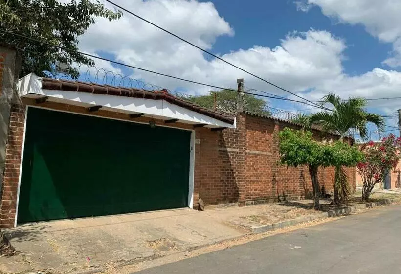 پانسیون Hostal Natural