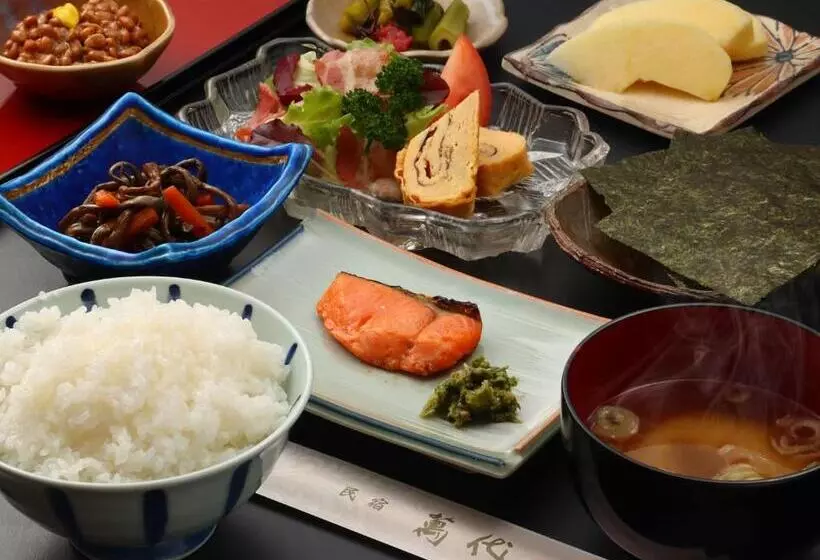 Aamiaismajoitus (B&B) Bandai