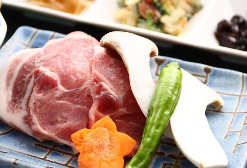 مبيت وإفطار Bandai