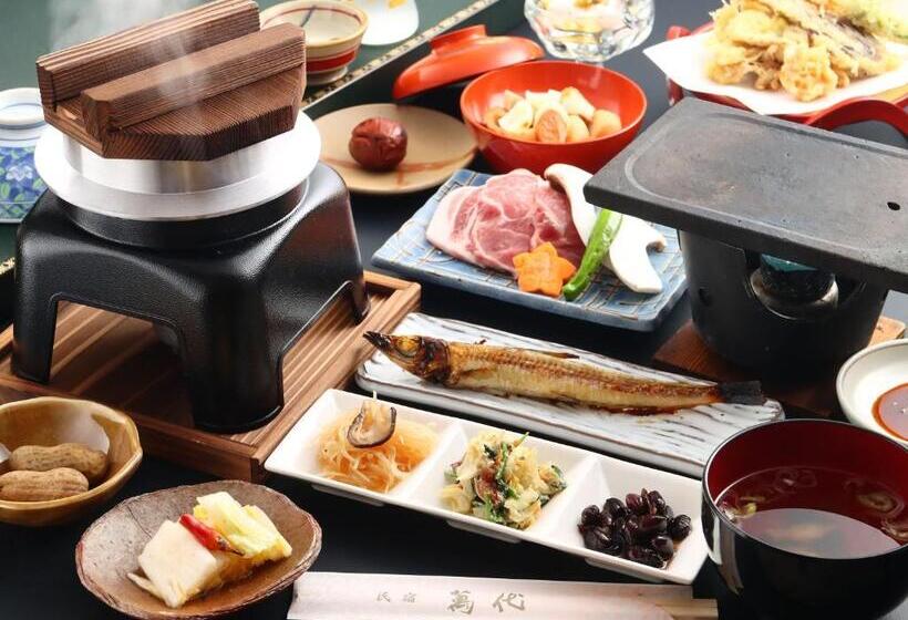 مبيت وإفطار Bandai