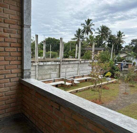 فندق Ami Mirissa