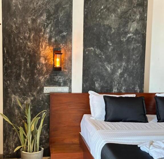 فندق Ami Mirissa