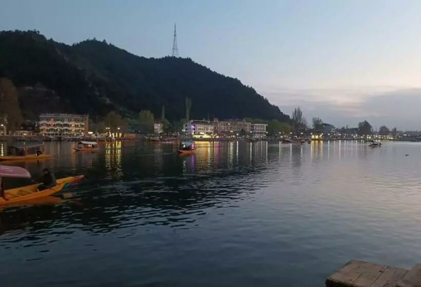 ホテル Humayun Resort