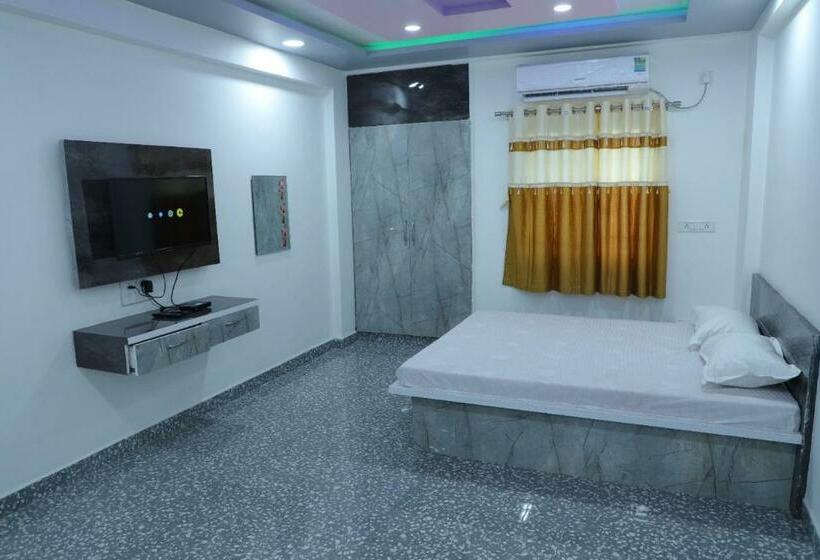 Hotel Shri Balaji, Baramati