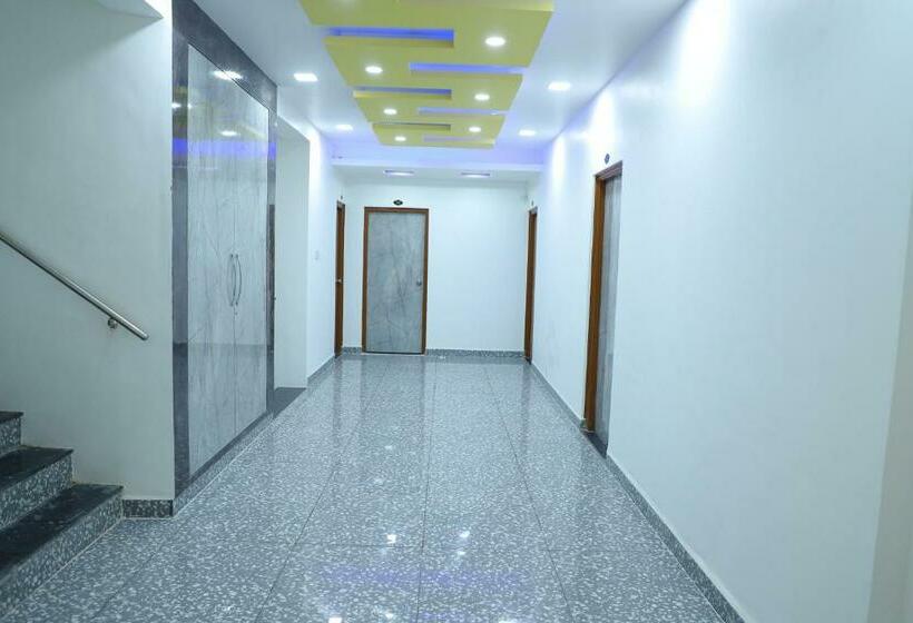 Hotel Shri Balaji, Baramati