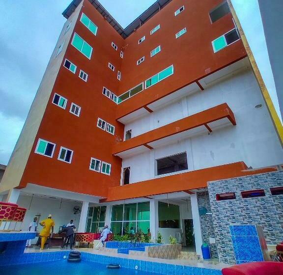 هتل Tour Eiffel Hôtel