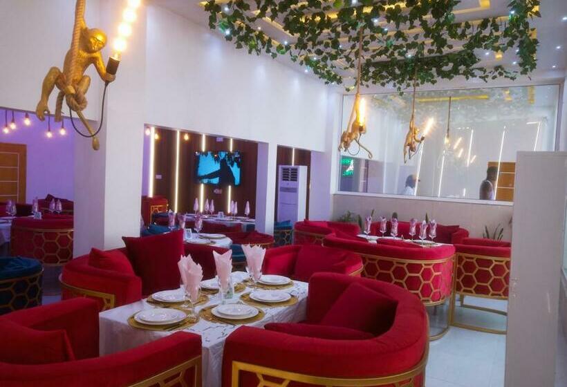 هتل Tour Eiffel Hôtel