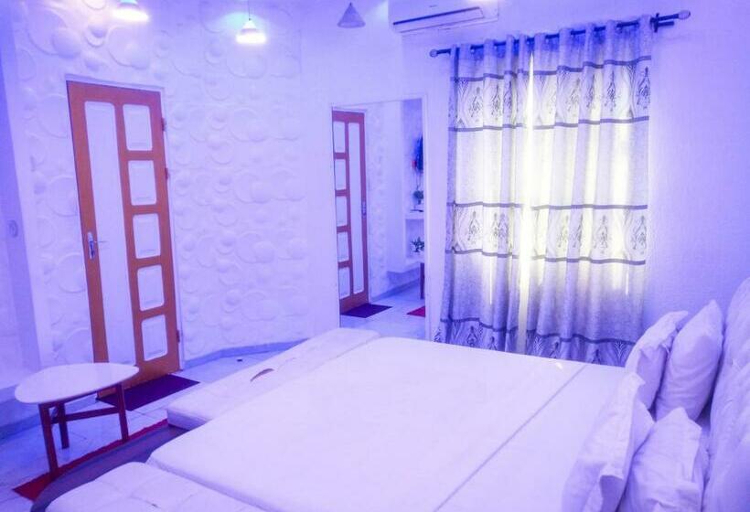 هتل Tour Eiffel Hôtel