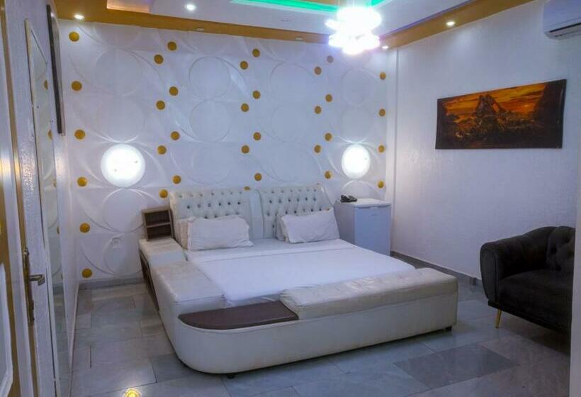 هتل Tour Eiffel Hôtel