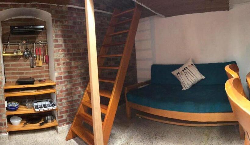 پانسیون La Adornada