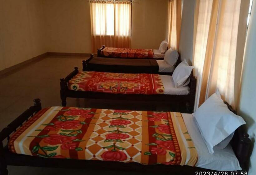 ペンション Vaga Majestic