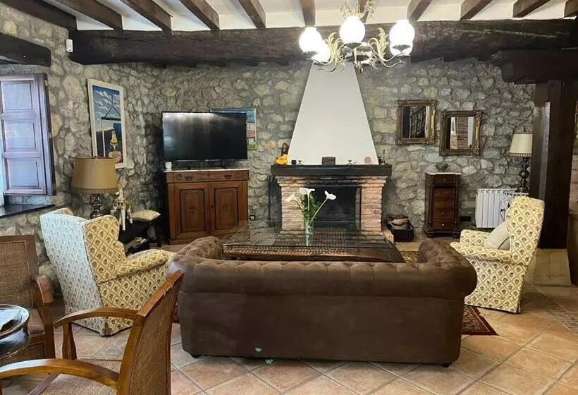 هاستل Posada San Tirso