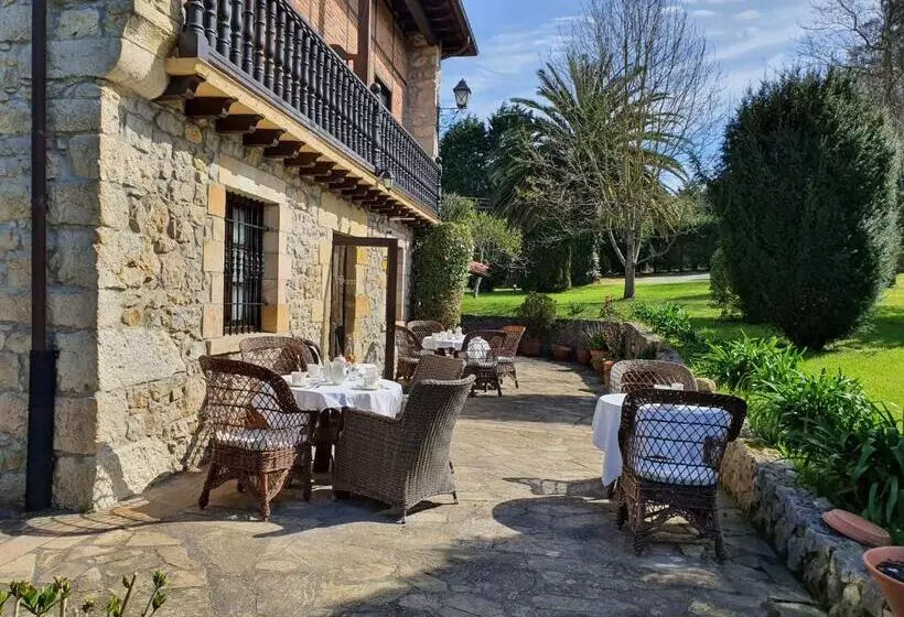 هاستل Posada San Tirso