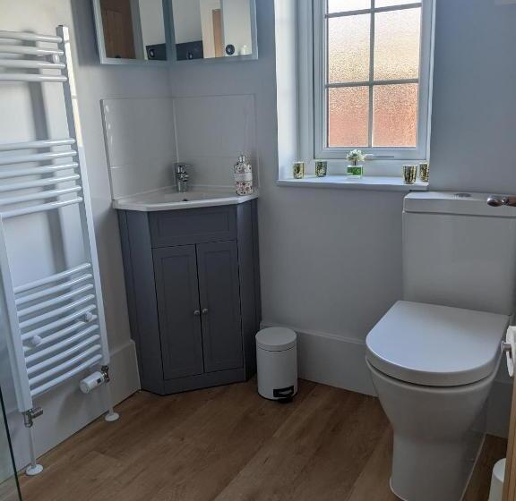 צימר Romsey Brewery House   Circa 1893