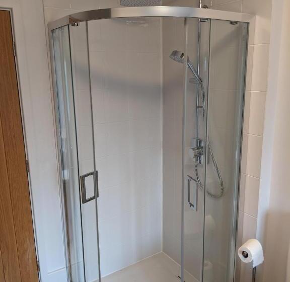 צימר Romsey Brewery House   Circa 1893