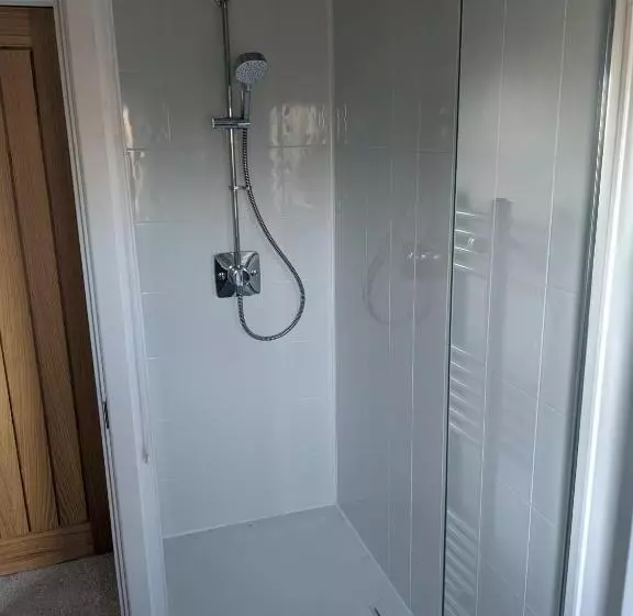 Aamiaismajoitus (B&B) Romsey Brewery House   Circa 1893