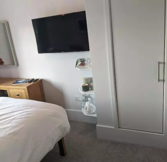 Aamiaismajoitus (B&B) Romsey Brewery House   Circa 1893