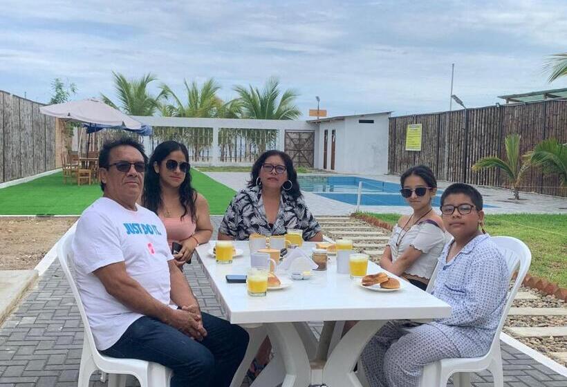 Bed & Breakfast Hospedaje & Casa Playa Aurora