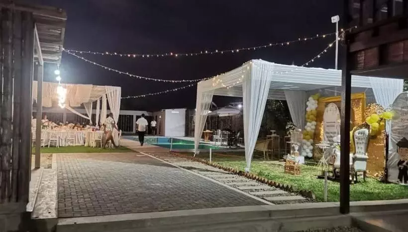 ベッドアンドブレックファースト Hospedaje & Casa Playa Aurora