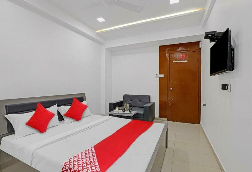 Flagship Hotel Nirali