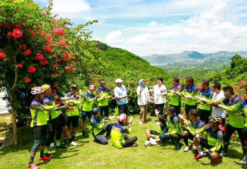 בית מלון כפרי Ara Artati Lombok Bungalows And Restaurant