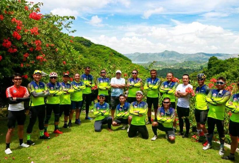 בית מלון כפרי Ara Artati Lombok Bungalows And Restaurant