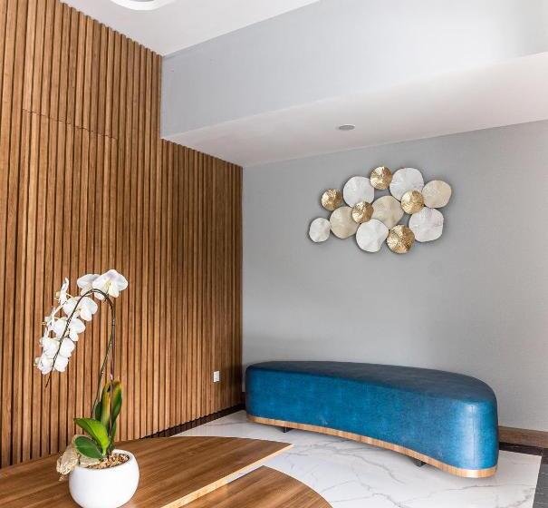 Kiyana Hotel Semarang