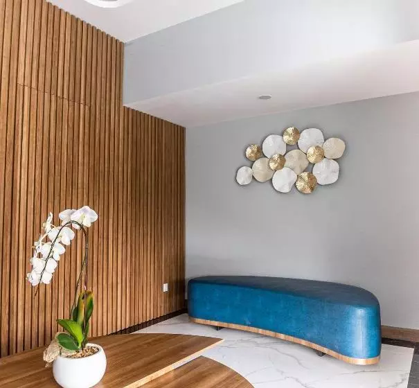 Kiyana Hotel Semarang