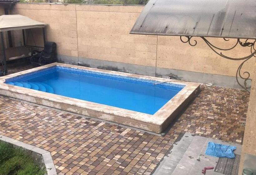 Pension General Guesthouse